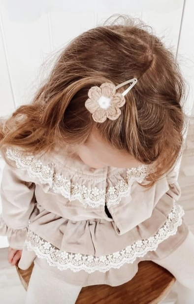 Beau Beige Flower Clip